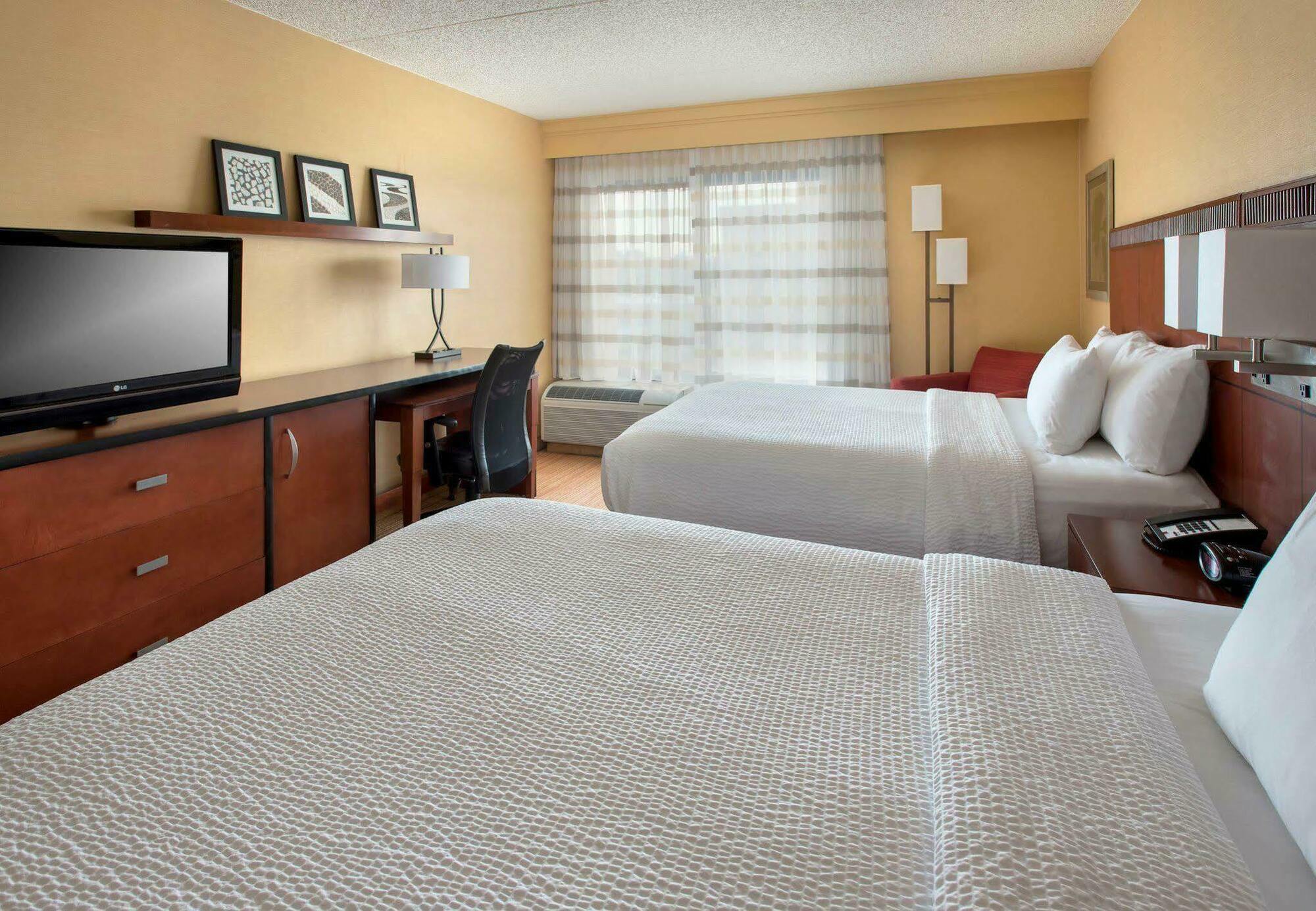 Courtyard By Marriott Secaucus Meadowlands Otel Dış mekan fotoğraf